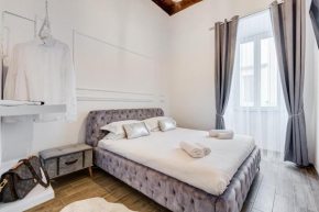 TREVI FOUNTAIN - RomeDreamHome